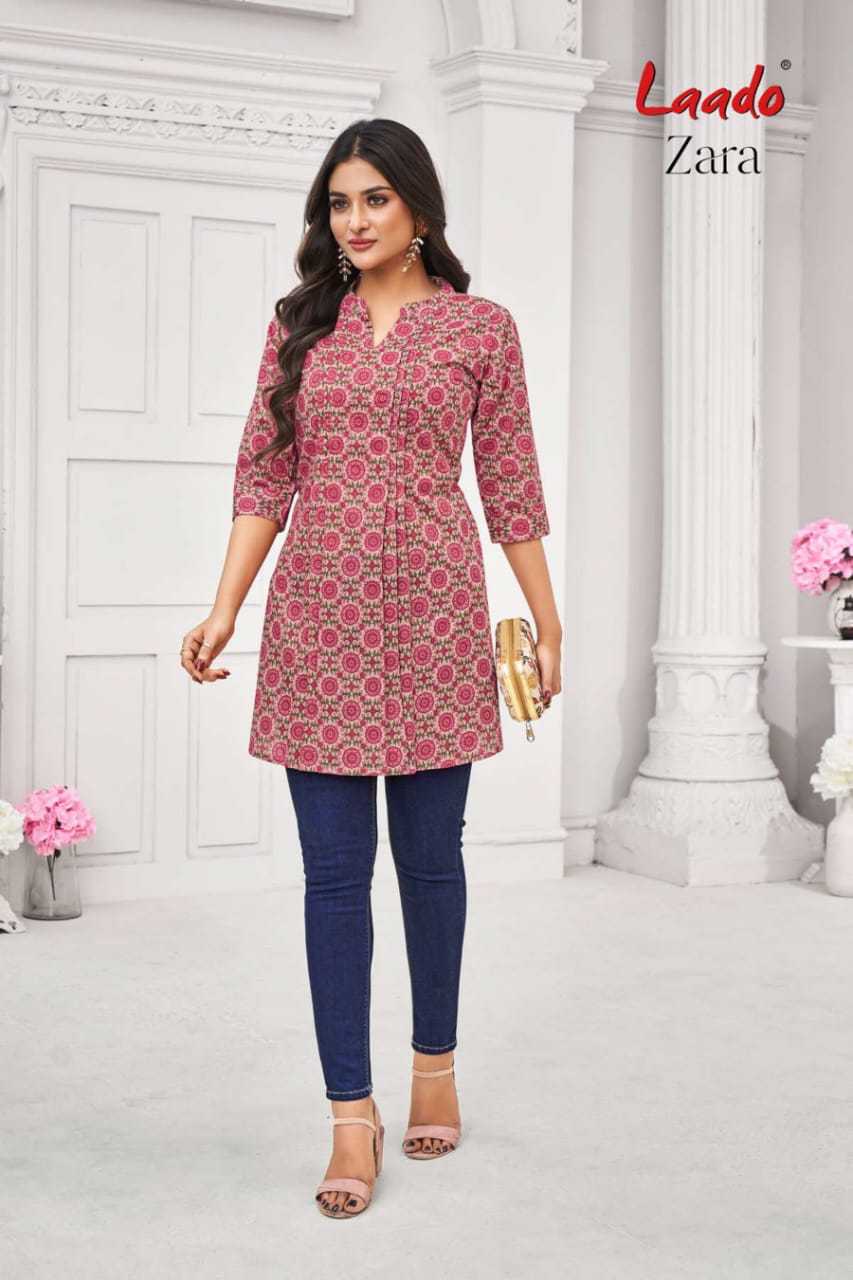 Casual Wear 3/4th Sleeve Ladies Floral Print Cotton Short Kurti, Size:  Medium, Wash Care: Handwash at Rs 300 in Bhuj